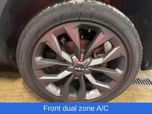 Used 2022 Kia Sorento SX Prestige image 29