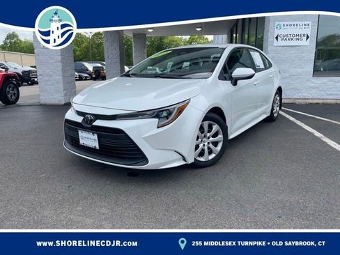 Used 2024 Toyota Corolla LE FWD image 1