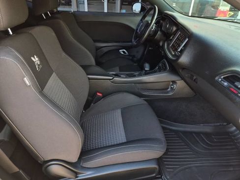 Used 2022 Dodge Challenger R/T Scat Pack RWD image 14
