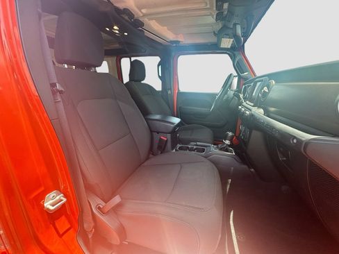 Used 2023 Jeep Wrangler Unlimited w/ 8.4" Radio Group AWD/4WD image 31