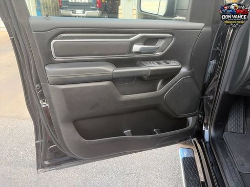 Used 2025 RAM 1500 Big Horn AWD/4WD image 11