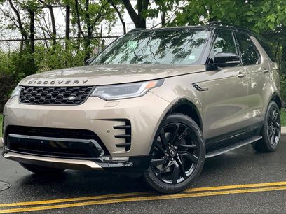 New 2025 Land Rover Discovery Dynamic SE