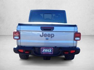 Used 2021 Jeep Gladiator Rubicon w/ Cold Weather Group AWD/4WD video 3