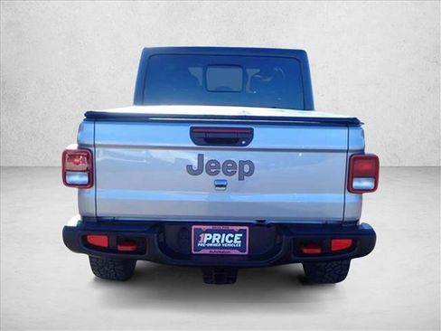 Used 2021 Jeep Gladiator Rubicon w/ Cold Weather Group AWD/4WD image 3