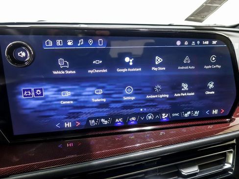 New 2026 Chevrolet Traverse RS w/ LPO, Floor Liner Package image 17