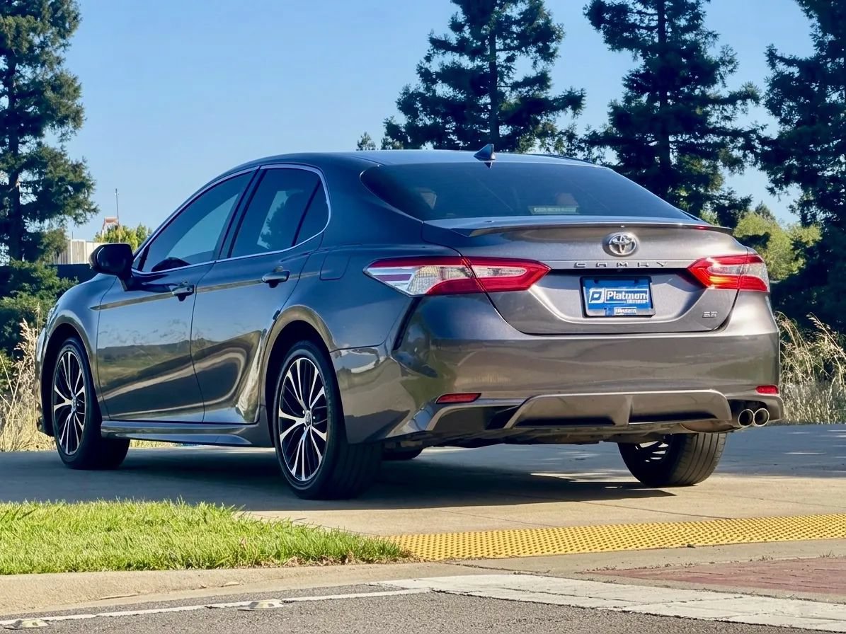 Used 2020 Toyota Camry SE w/ Protection Package (Q2) FWD image 4