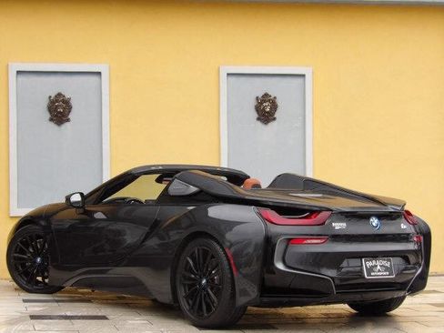 Used 2019 BMW i8 Roadster image 21