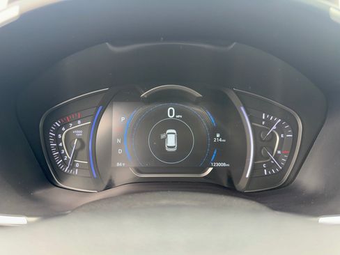 Used 2020 Hyundai Santa Fe SEL FWD image 26
