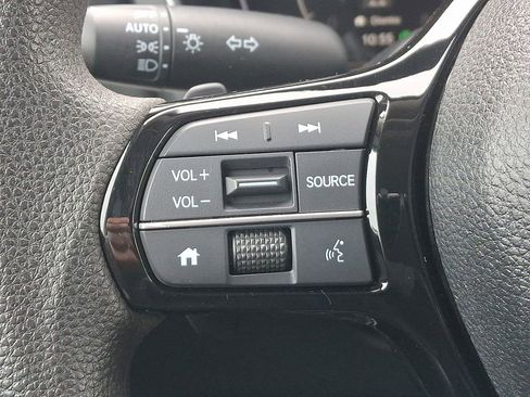 Used 2023 Honda Pilot LX image 22