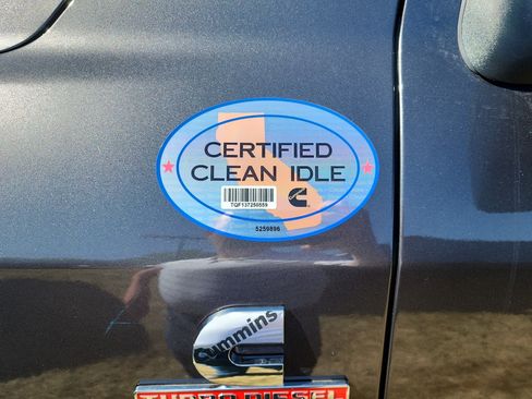 New 2026 RAM 5500 4x4 Crew Cab image 39