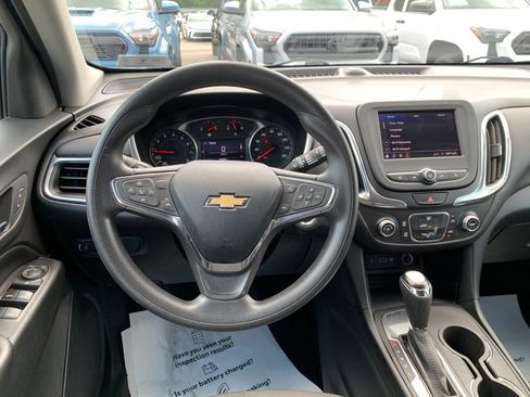 Used 2020 Chevrolet Equinox LT FWD image 17