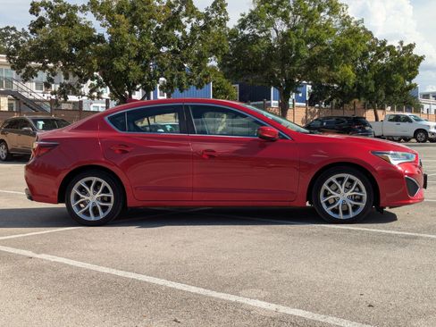 Used 2020 Acura ILX image 3