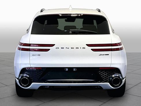 Used 2024 Genesis GV70 3.5T Sport w/ Sport Prestige Package AWD/4WD image 5