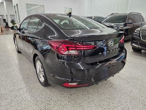 Used 2019 Hyundai Elantra SEL w/ Cargo Package FWD image 6