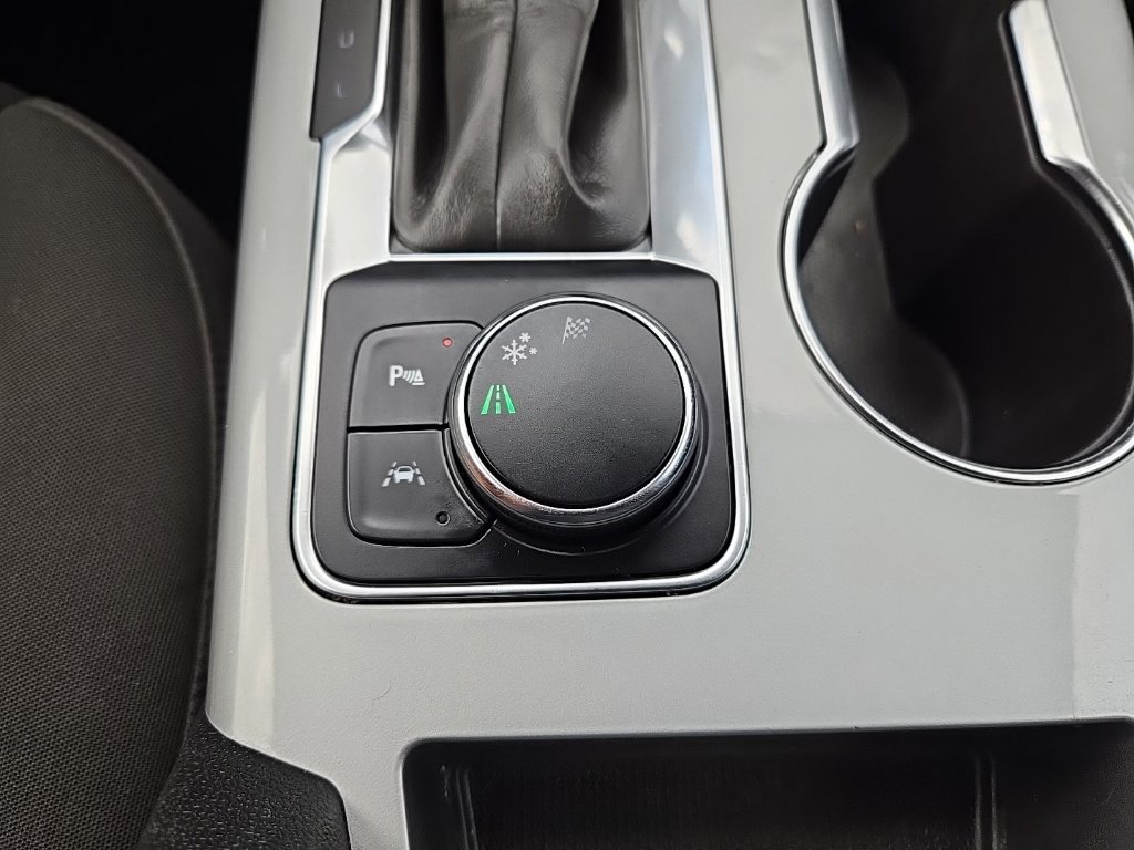 Used 2022 Chevrolet Blazer LT FWD image 24