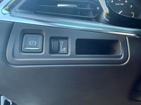 Used 2021 Cadillac XT5 Luxury image 13