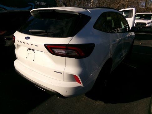 New 2025 Ford Escape ST-Line Elite w/ Equipment Group 501A image 4