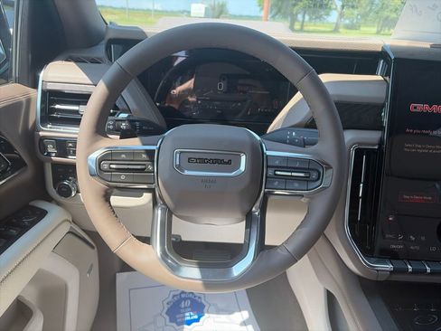 New 2026 GMC Yukon XL Denali w/ Sun & Power Step Package AWD/4WD image 15