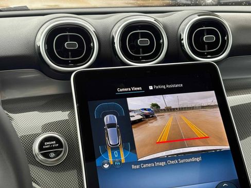 New 2026 Mercedes-Benz GLC 300 image 19