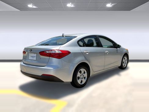 Used 2014 Kia Forte LX FWD image 9