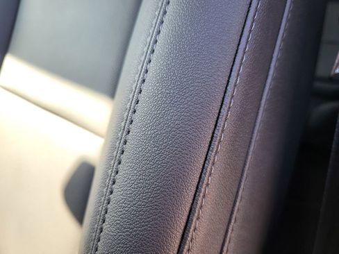 New 2025 GMC Sierra 2500 SLT w/ SLT Premium Package image 18