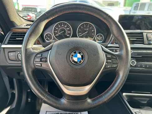 Used 2015 BMW 435i Coupe w/ Technology Package image 16