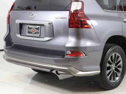 Used 2019 Lexus GX 460 Premium image 18