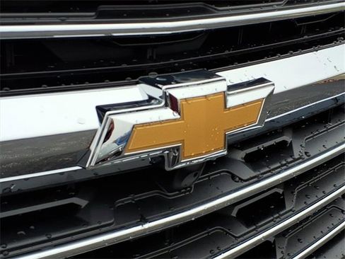 New 2026 Chevrolet Traverse LT w/ Sun and Wheel Package image 24