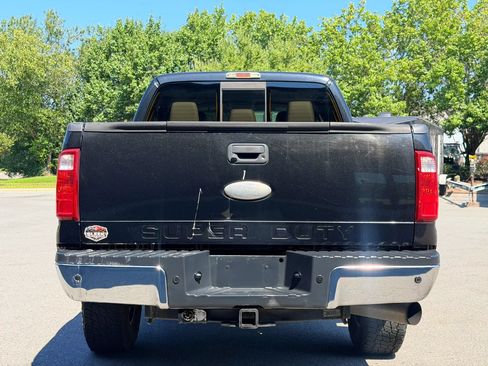 Used 2012 Ford F250 Lariat w/ Chrome Pkg AWD/4WD image 4
