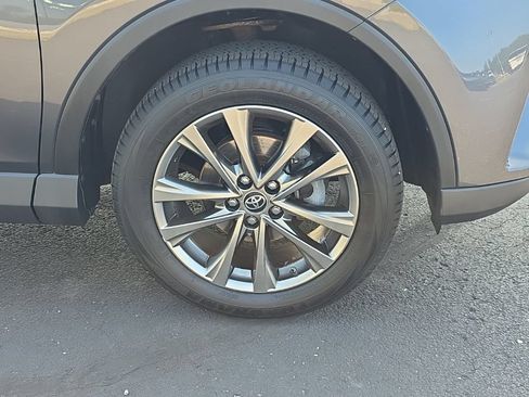 Used 2017 Toyota RAV4 Limited w/ Advanced Technology Package FWD image 16