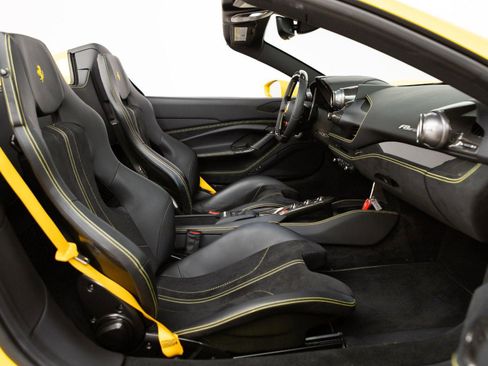 Certified 2021 Ferrari F8 Tributo RWD image 78