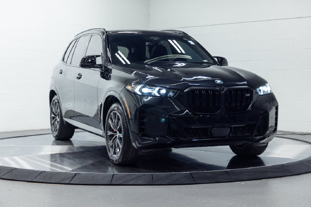 Certified 2024 BMW X5 M60i AWD/4WD image 4