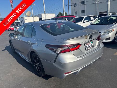 Used 2023 Toyota Camry SE w/ Cold Weather Package AWD/4WD image 7
