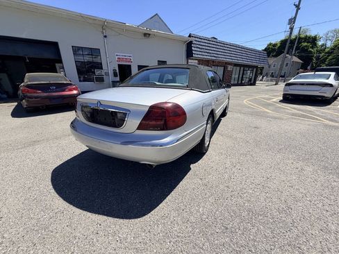 Used 1998 Lincoln Continental FWD image 30