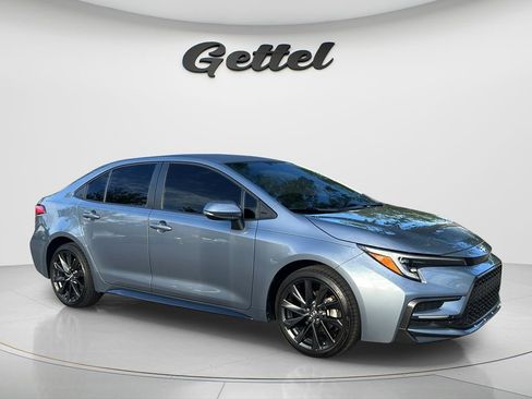 Certified 2024 Toyota Corolla SE FWD image 3