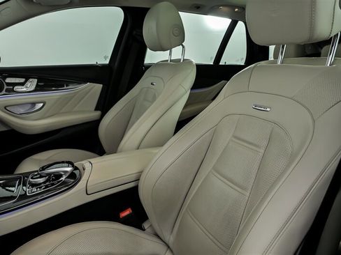 Used 2019 Mercedes-Benz E 63 AMG S image 23