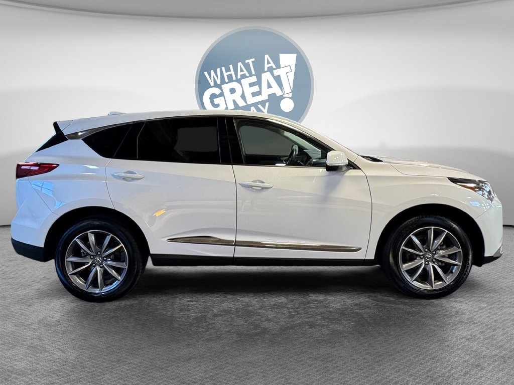 Used 2024 Acura RDX w/ Technology Package AWD/4WD image 2