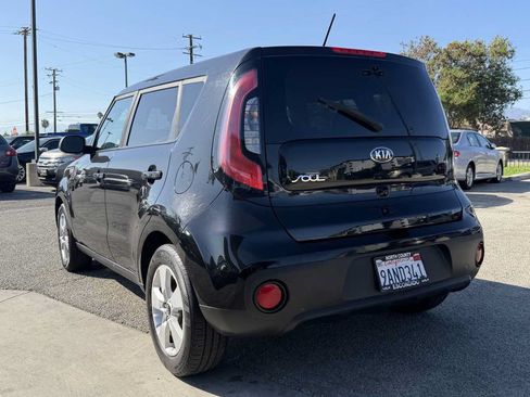 Used 2019 Kia Soul FWD image 17