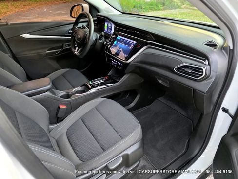 Used 2022 Chevrolet Bolt EUV LT w/ Driver Confidence Package image 41