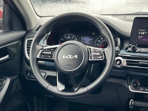 Certified 2023 Kia Seltos Nightfall Edition image 14