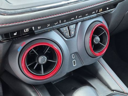 Certified 2025 Chevrolet Blazer RS FWD image 25
