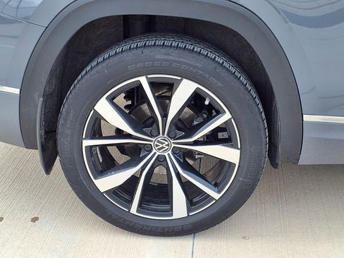 Certified 2025 Volkswagen Atlas SEL Premium R-Line AWD/4WD image 4