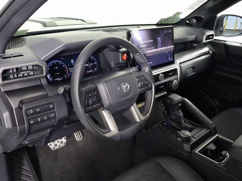 Used 2025 Toyota 4Runner TRD Sport Premium AWD/4WD image 7