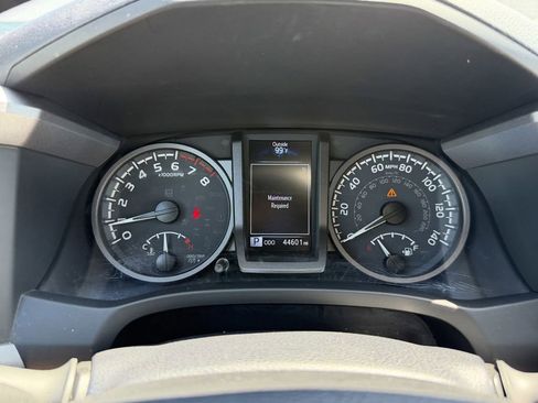 Used 2023 Toyota Tacoma TRD Sport AWD/4WD image 28