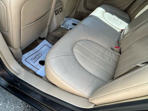 Used 2008 Buick Lucerne CXS FWD image 9