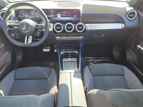 New 2026 Mercedes-Benz GLB 250 image 11