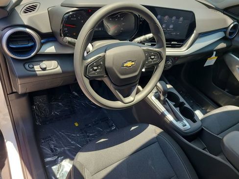 New 2026 Chevrolet Trax LS FWD image 17