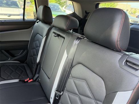 Certified 2025 Volkswagen Atlas Peak Edition SE image 24