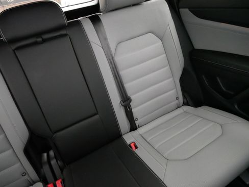 Certified 2025 Volkswagen Atlas Cross Sport SEL R-Line image 14