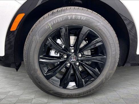 New 2026 Buick Envista Sport Touring w/ Convenience I Package image 12